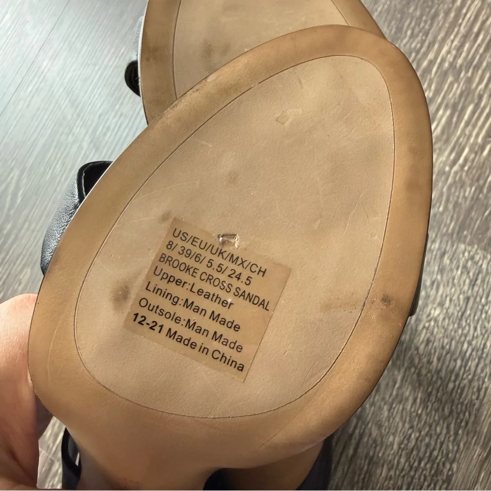 Kenneth Cole Brook Cross Sandal Leather Strappy Heels Size 8M - Picture 8 of 10